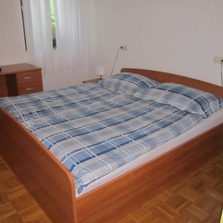 Tourist Farm Ljubica Villa Poljane nad Škofjo Loko Kamer foto