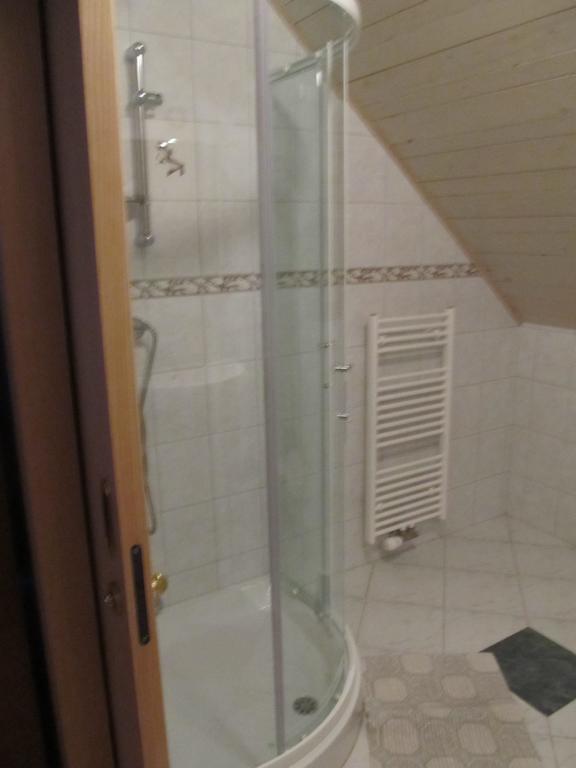 Tourist Farm Ljubica Villa Poljane nad Škofjo Loko Kamer foto